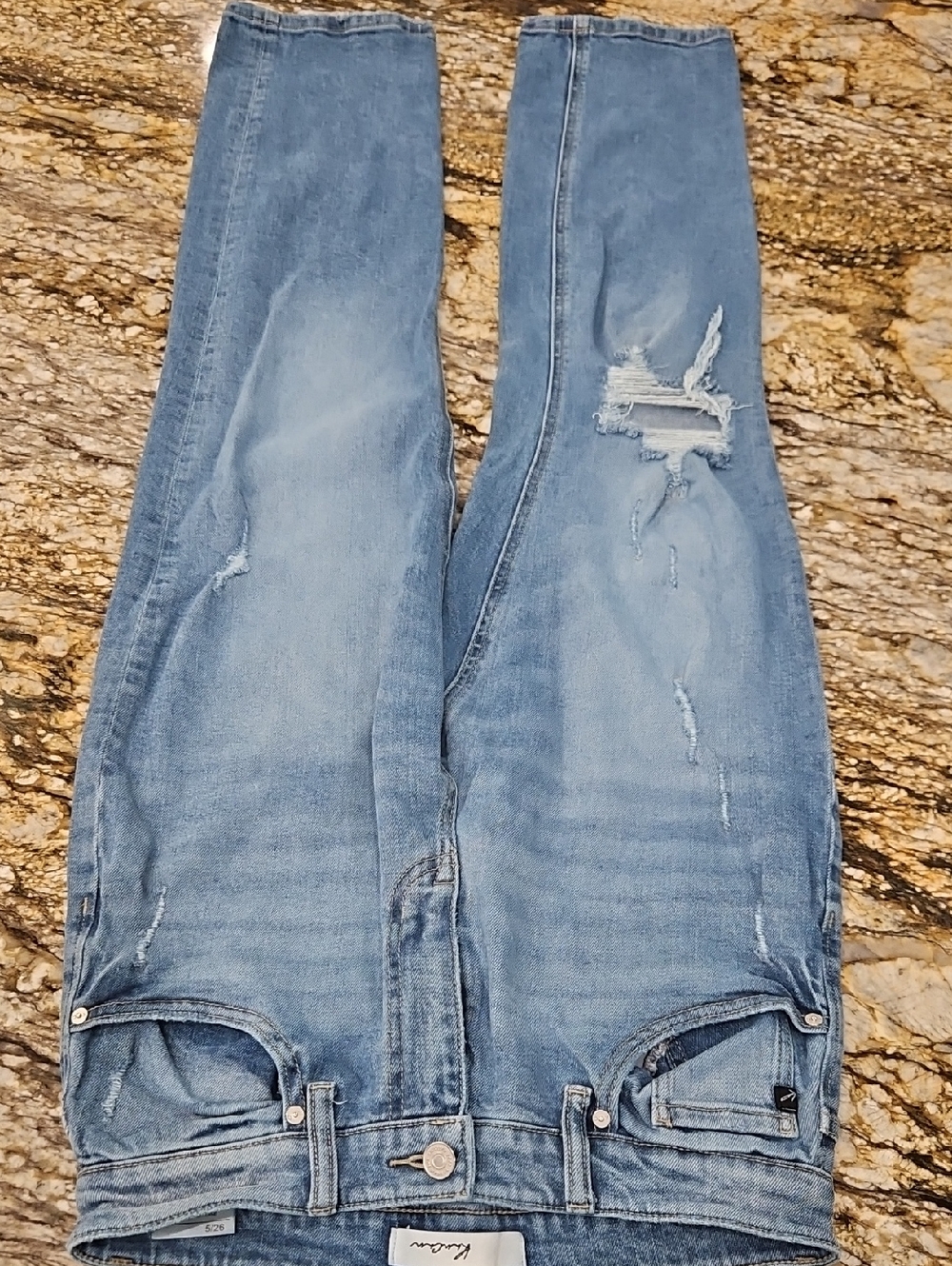 KanCan Distressed Blue Denim Jeans. Size 5/26 Inseam 28" Rise 9"